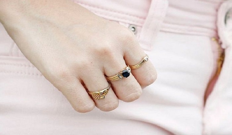 Nhẫn phong thủy là gì? Cách đeo nhẫn phong thủy để mang lại may mắn
