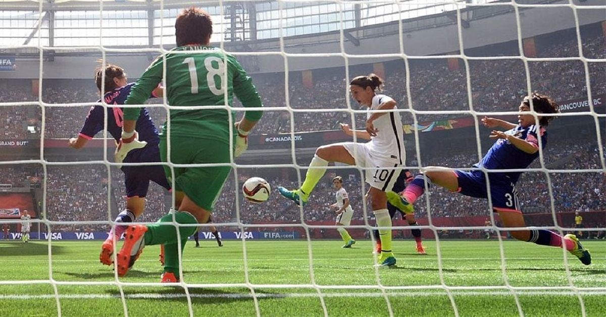 Hat-trick - Đỉnh cao của tài năng ghi bàn trong bóng đá - Valencia Việt Nam