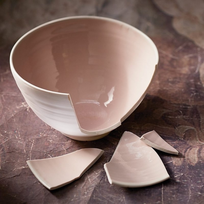 Hiểu rằng làm vỡ bát sẽ mang lại vận rủi.