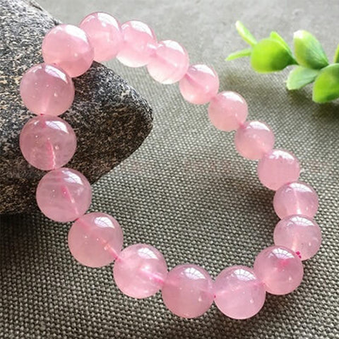 Người mệnh Hỏa nên đeo vòng tay màu gì để mang lại may mắn và tài lộc?