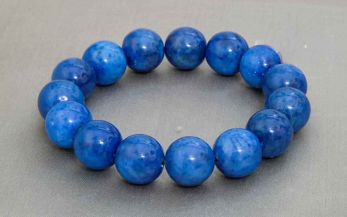 Vòng tay 14 hạt có ý nghĩa gì? Sự thật là đây - Ngọc Tắc Tao