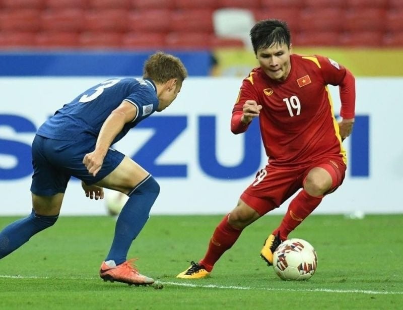 Hậu Vệ Là Gì? Các Vị Trí Và Vai Trò Của Hậu Vệ Trong Bóng Đá