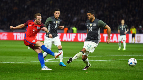 Clip tiền đạo Harry Kane xài Cruyff turn ghi bàn trận Đ